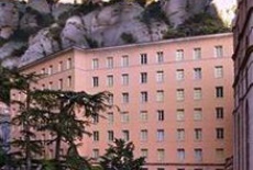 Отель Apartamentos Montserrat Abat Marcet в городе Монистроль-де-Монтсеррат, Испания