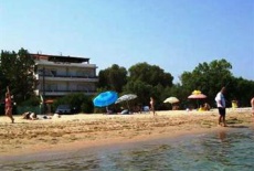 Отель Pension Tzitzifies в городе Агия Триада, Греция