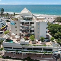 Отель Sandcastles On The Beach Mooloolaba в городе Мулулаба, Австралия