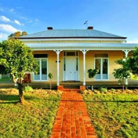 Отель Glen Falloch Farm Cottage Boho South в городе Бохо-Саут, Австралия