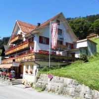 Отель Hotel Sterne Beatenberg в городе Беатенберг, Швейцария