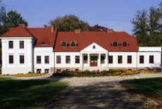 Отель Dwor Stary Chotow в городе Калиш, Польша