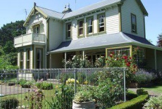 Отель Tairoa Lodge & Cottage в городе Хоера, Новая Зеландия
