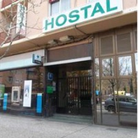 Отель Hostal Cumbre в городе Сарагоса, Испания