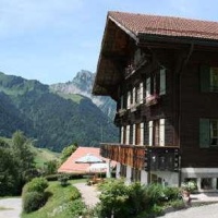 Отель B&B de Charme Chalet La Colline в городе Росиньер, Швейцария