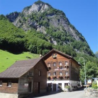 Отель Hotel Urirotstock в городе Флюелен, Швейцария