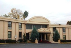 Отель Town House Inn & Suites Elmwood Park в городе Элмвуд Парк, США