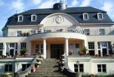 Отель Hotel Schloss Teutschenthal в городе Тойченталь, Германия