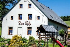 Отель Dwa Deby в городе Хелмско-Слянске, Польша