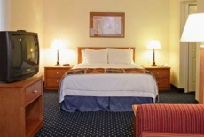 Отель Gatehouse Suites East Lansing в городе Ист Лансинг, США