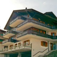 Отель Appartement Pinsons 14 в городе Валь-Д'илье, Швейцария