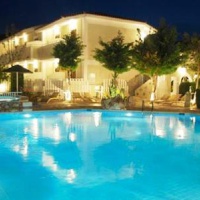 Отель Louros Beach Hotel Spa в городе Каламаки, Греция