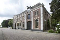 Отель Huis met de Leeuwenkoppen в городе Дирен, Нидерланды