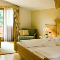 Отель Ganischgerhof Mountain Resort & Spa Deutschnofen в городе Дойчнофен, Италия
