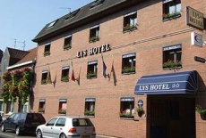 Отель Lys Hotel в городе Аллуен, Франция