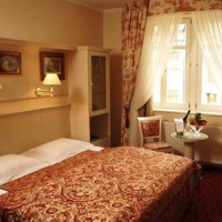 Отель TOP CityLine Hotel Aura Palace Spa & Wellness Hotel в городе Dalovice, Чехия