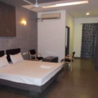 Отель Hotel KRA в городе Тханджавур, Индия
