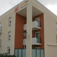 Отель Appart'Hotel Avignon Campus Del Sol в городе Монфаве, Франция
