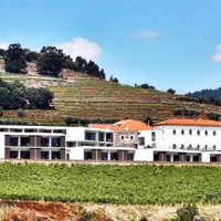 Отель Agua Hotels Douro Scala в городе Мезан-Фриу, Португалия