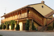 Отель Agriturismo Ai Due Laghi del Verginese в городе Портомаджоре, Италия