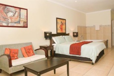 Отель My Den Bed & Breakfast Port Shepstone в городе Порт-Шепстон, Южная Африка
