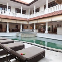Отель Cocos Villa Bali в городе Кута, Индонезия