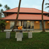 Отель Beach Villa Auralanka в городе Хикадуа, Шри-Ланка