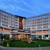 Отель Kc Royalpark в городе Панчкула, Индия