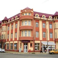 Отель Bucegi Hotel в городе Бузэу, Румыния