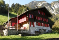 Отель Chalet des Graines d'aventures в городе Росиньер, Швейцария