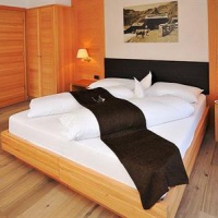 Отель Hotel Chalet Dlaces в городе Сельва-ди-Валь-Гардена, Италия