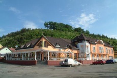 Отель Galcsik Fogado в городе Шальготарьян, Венгрия