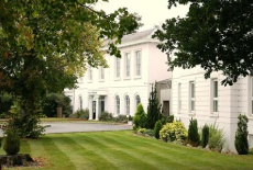 Отель Manor Of Groves Hotel Sawbridgeworth в городе High Wych, Великобритания