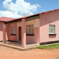 Отель Kwesu Guest Lodge в городе Ливингстон, Замбия