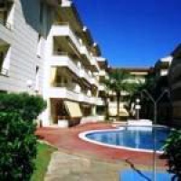 Отель Residencial Colibri Apartments Cambrils в городе Камбрильс, Испания