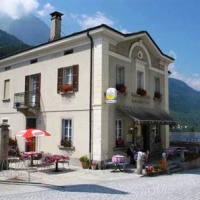 Отель Garni Post в городе Кастазенья, Швейцария