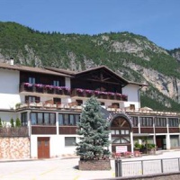 Отель Hotel Residence Montana Fai della Paganella в городе Фай-делла-Паганелла, Италия