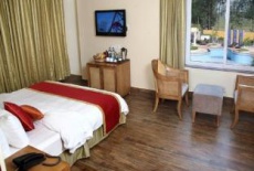 Отель Country Roads Resort в городе Улуберия, Индия