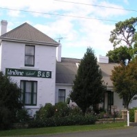 Отель Undine Colonial Guest House Bed and Breakfast Hobart в городе Хобарт, Австралия