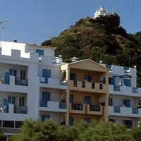 Отель Erato в городе Карловаси, Греция