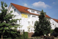 Отель Hotel Zur Muhle Urbach в городе Урбах, Германия