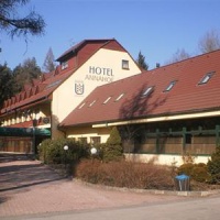 Отель Hotel Annahof в городе Lesni Hluboke, Чехия
