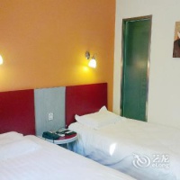 Отель Motel 168 Chizhou Cuibai Road в городе Чичжоу, Китай