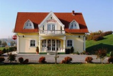 Отель Golf Etterem es Panzio в городе Капошвар, Венгрия