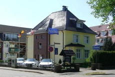 Отель Pension Scharnweber в городе Любек, Германия