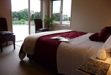 Отель Charming Creek Bed and Breakfast в городе Ngakawau, Новая Зеландия