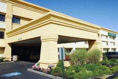 Отель La Quinta Inn Auburn Worcester в городе Саттон, США