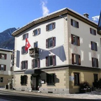 Отель Swiss Lodge Zernez в городе Цернец, Швейцария