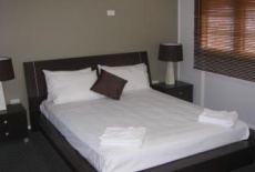 Отель Ned Kelly's Motel в городе Тинана, Австралия