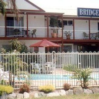 Отель Bridge Motel в городе Батманс Бэй, Австралия